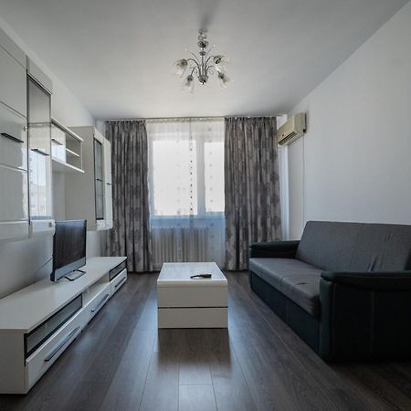 Apartament M & S บูคาเรสต์ ภายนอก รูปภาพ